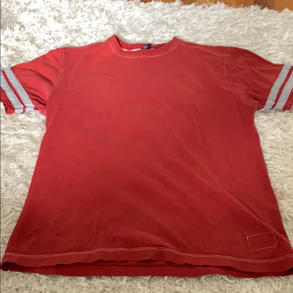 Red short sleeve shirt